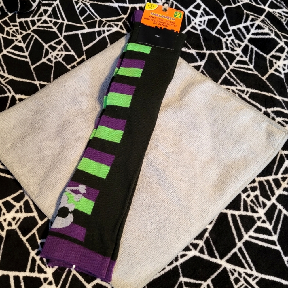 ⚡3/$10⚡ *NEW* Women's Black/Purple/Green Knee High Socks Skull & Crossbones 9-11